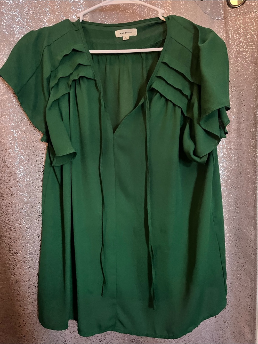 Max Studio Emerald Green Flutter Sleeve V‑Neck Blouse